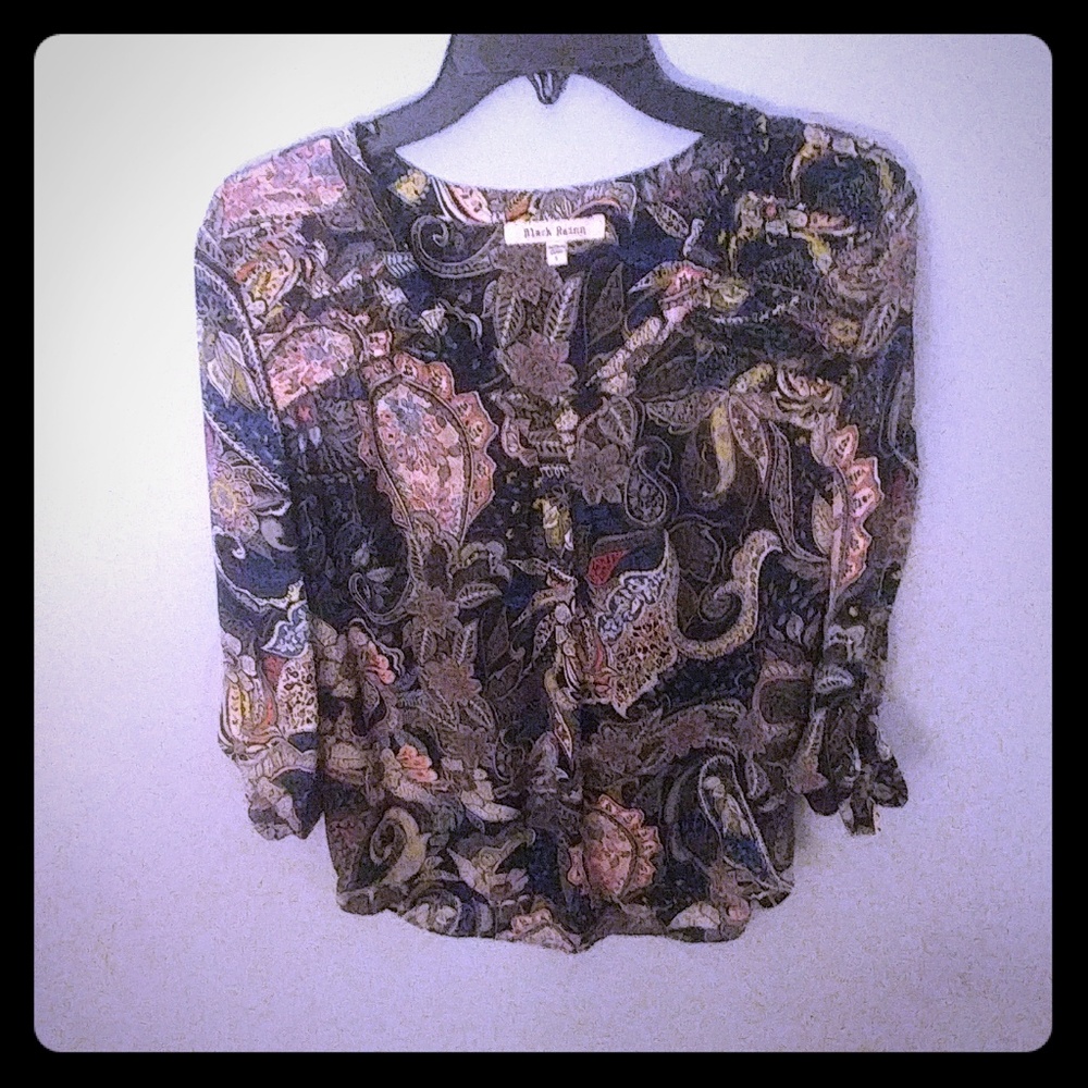 Black Rainn multi colored blouse